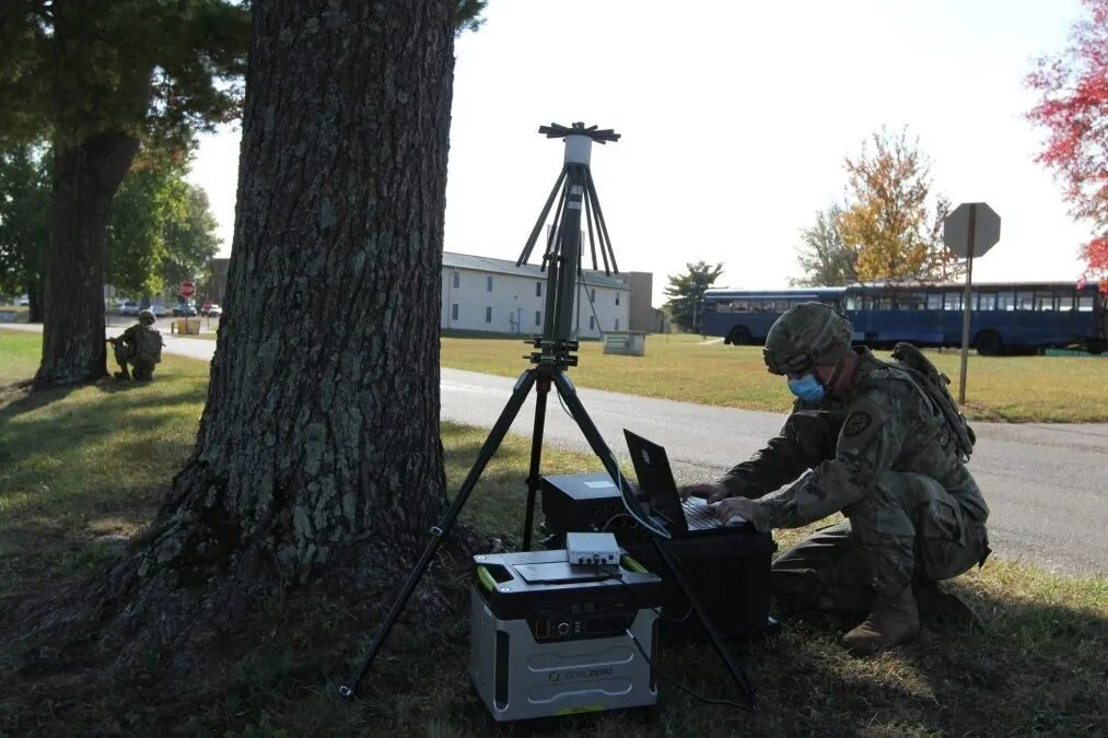 U.S. services field expeditionary and tactical cyber units